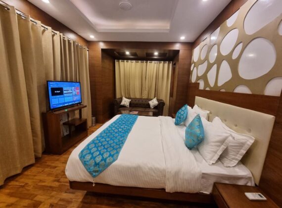 ee002d25-5ce7-4c65-98f6-4d17d09907b3